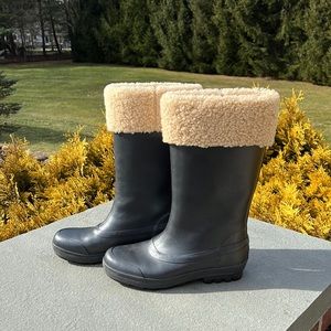 UGG Brown Shearling Lined Rain Boots- size 8